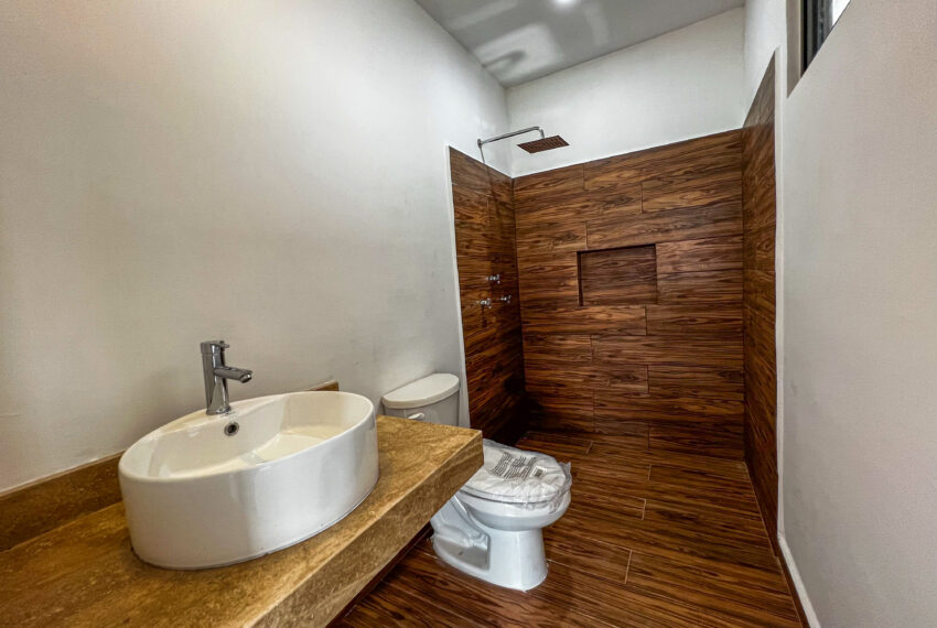 9 Baños Secundarios