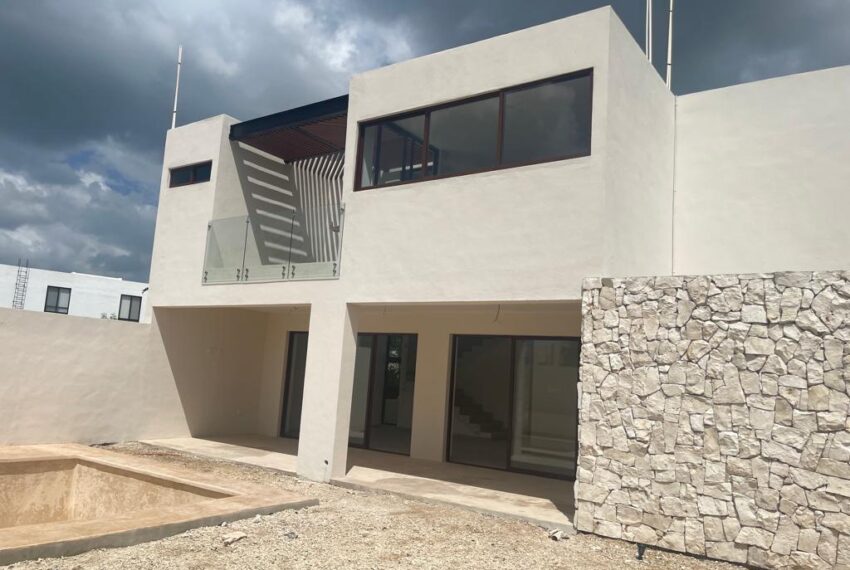 FACHADA TRASERA LOTE 69
