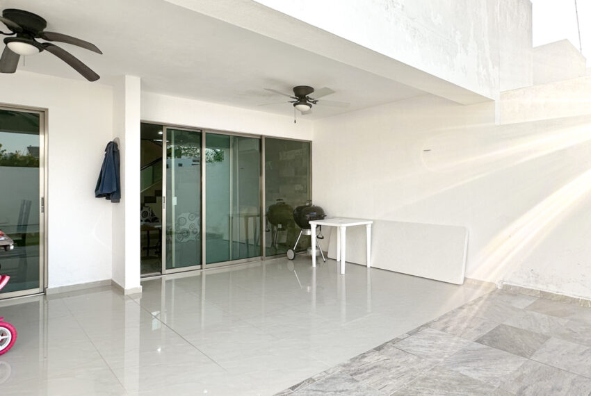 Casa-de-3-Recamaras-en-Venta-en-Merida-en-Privada-Porto-SMAH (22)