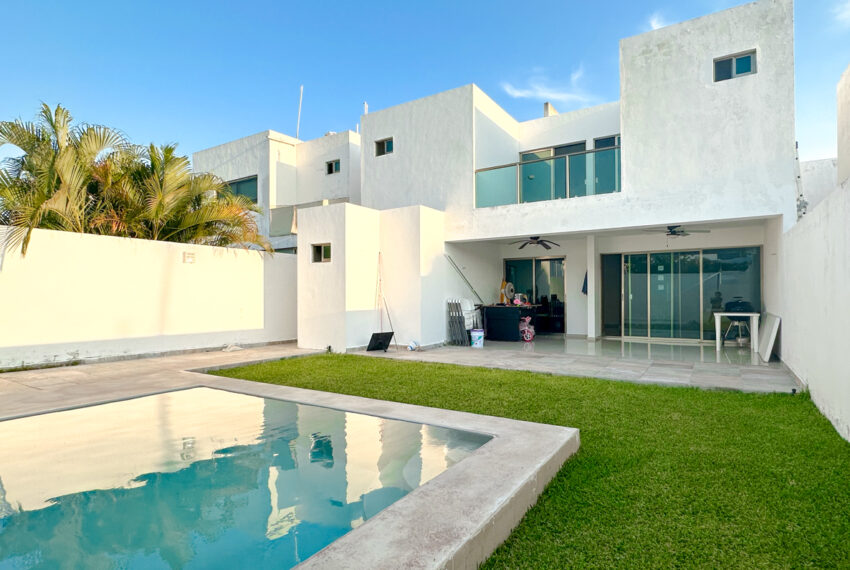 Casa-de-3-Recamaras-en-Venta-en-Merida-en-Privada-Porto-SMAH (24)