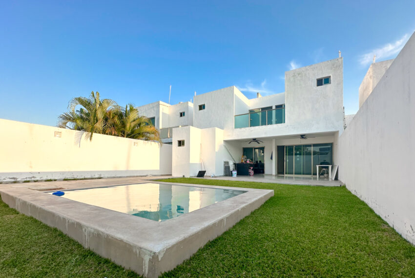 Casa-de-3-Recamaras-en-Venta-en-Merida-en-Privada-Porto-SMAH (26)