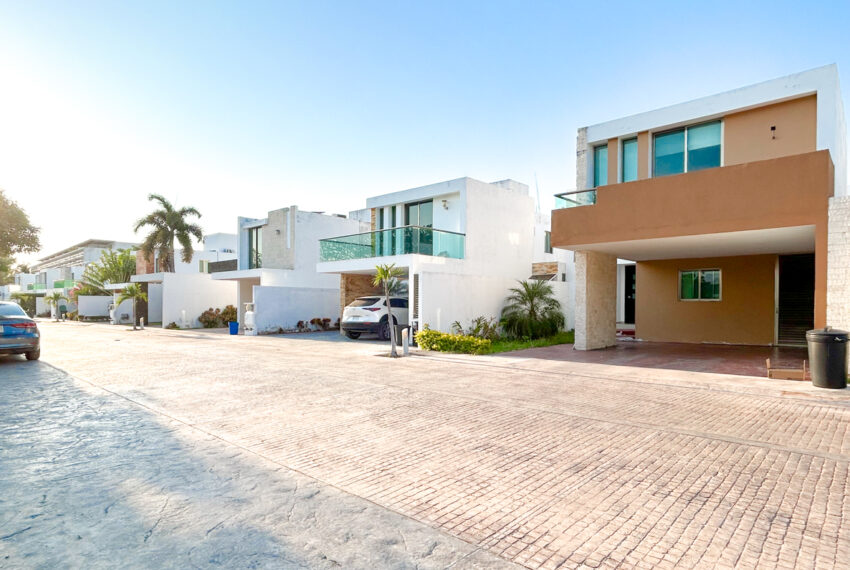 Casa-de-3-Recamaras-en-Venta-en-Merida-en-Privada-Porto-SMAH (5)