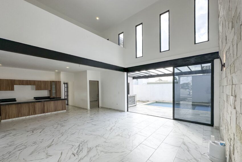 Casa-en-venta-de-4-habitaciones-con-alberca-en-Bosques-de-Conkal-norte-de-Merida (11)