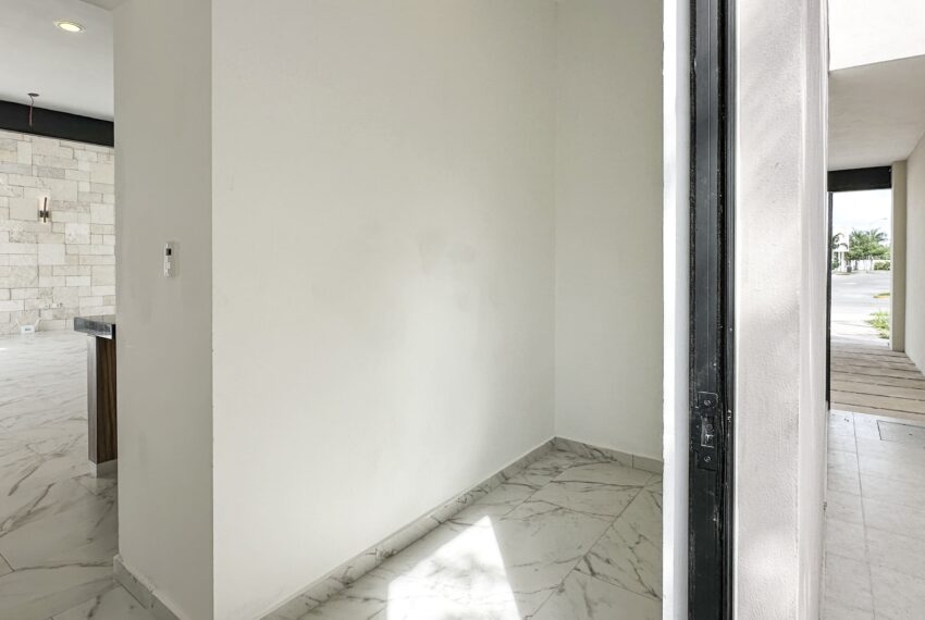 Casa-en-venta-de-4-habitaciones-con-alberca-en-Bosques-de-Conkal-norte-de-Merida (17)