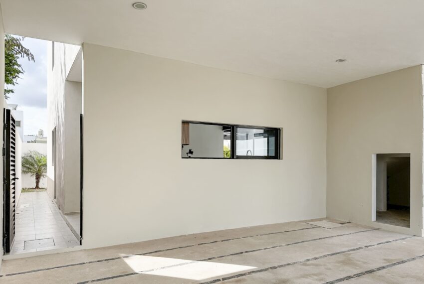 Casa-en-venta-de-4-habitaciones-con-alberca-en-Bosques-de-Conkal-norte-de-Merida (3)