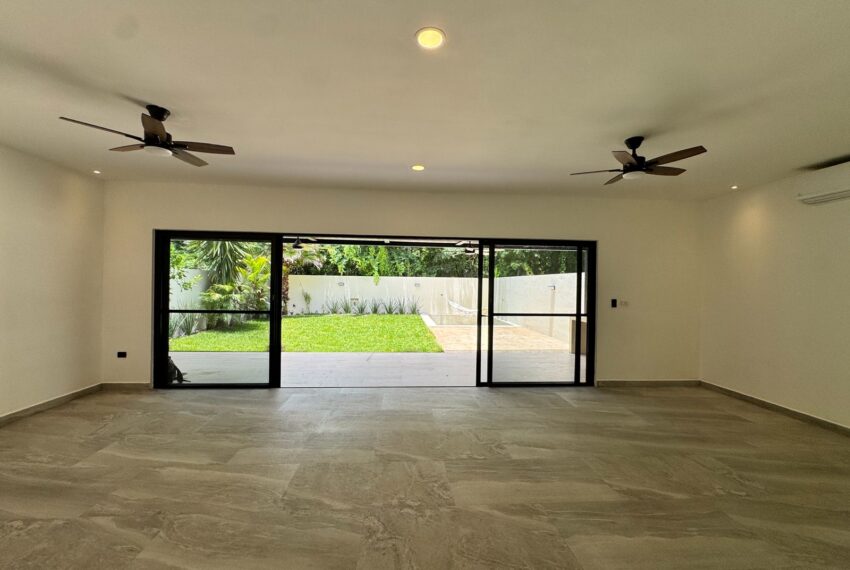 PHOTO-2025-08-14-08-16-43