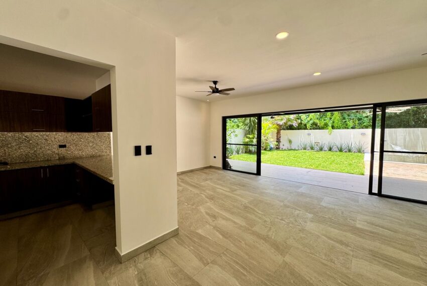 PHOTO-2025-08-14-08-16-44 3