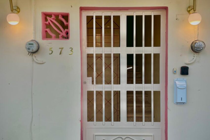 WhatsApp Image 2025-10-07 at 5.08.44 PM (2)