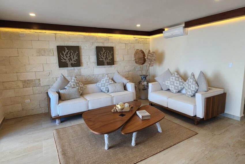 WhatsApp Image 2025-12-10 at 15.15.49 (5)