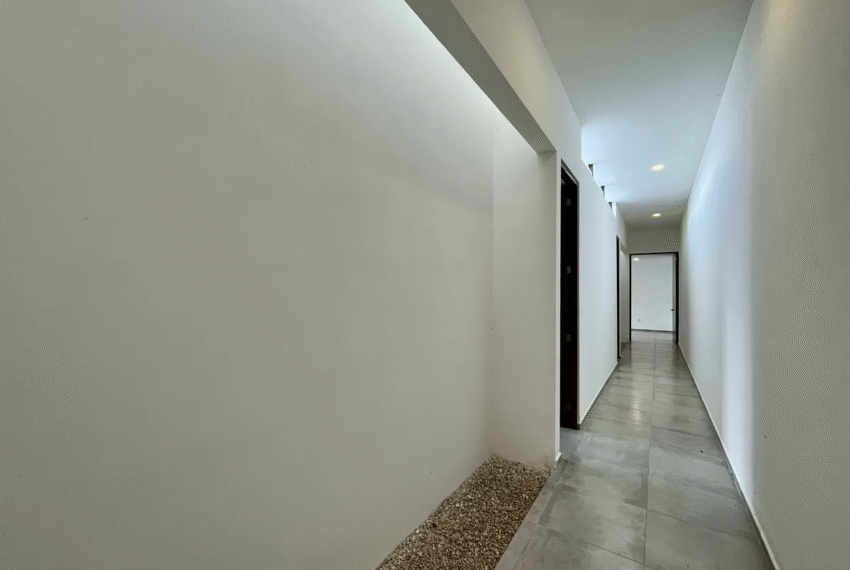 13 Pasillo a Recámaras