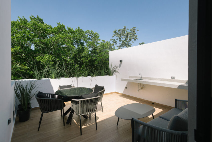 25 - Roof Top